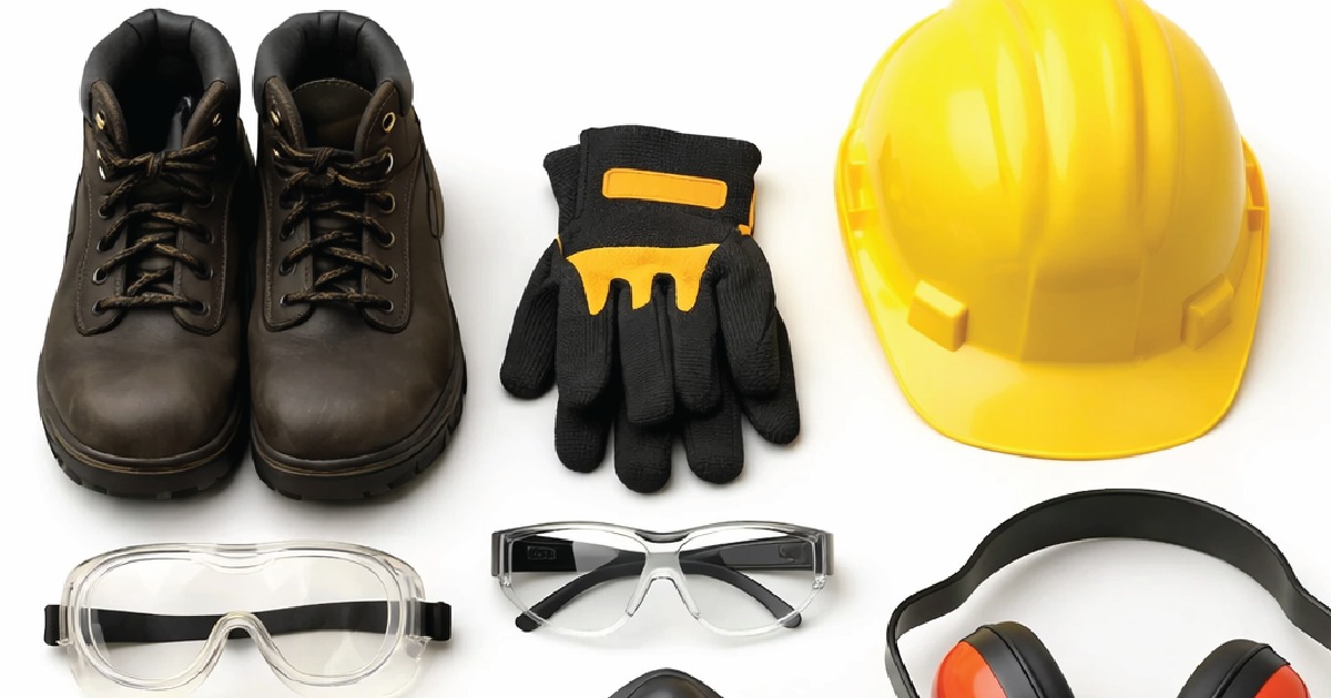 سترات عاكسة وقفازات