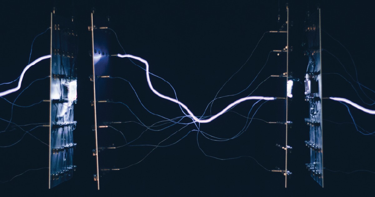 مولدات كهرباء احترافية